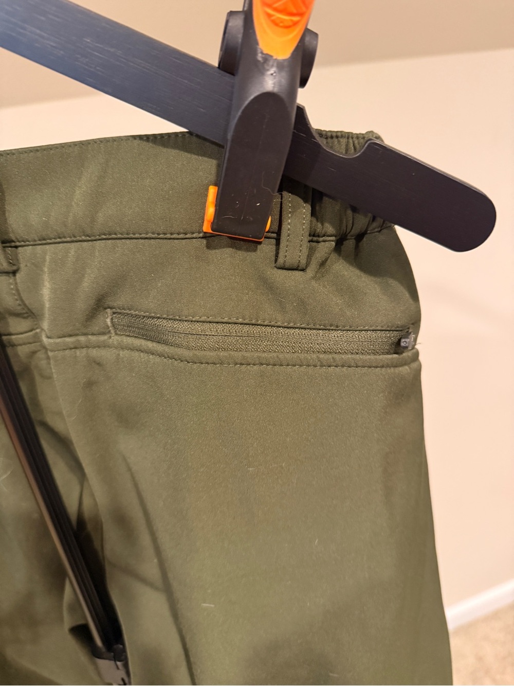 Women’s Olive Green Wind-Proof, Water Resistant, Insulated Cargo Pants - Picture 4 of 7